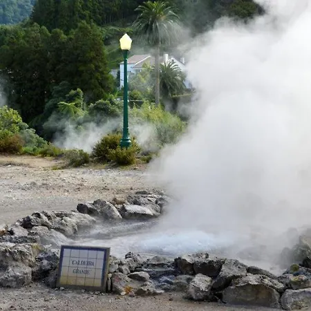 Sweet Semesterbostad Furnas (Azores)